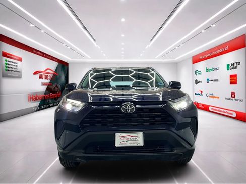 Used 2025 Toyota RAV4 XLE AWD/4WD image 3