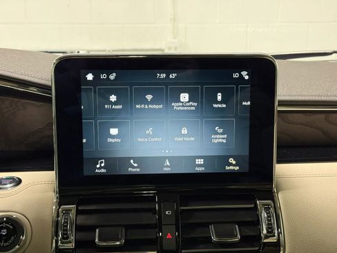 Used 2019 Lincoln Navigator L Reserve AWD/4WD image 40