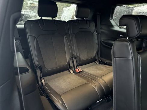 New 2025 Jeep Grand Cherokee L Altitude image 12