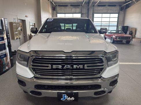 Used 2023 RAM 1500 Laramie AWD/4WD image 3