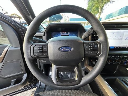 Used 2025 Ford F150 STX w/ Equipment Group 201A FX4 AWD/4WD image 15