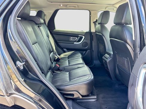 Used 2016 Land Rover Discovery Sport HSE AWD/4WD image 25
