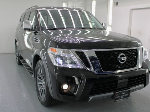 Used 2019 Nissan Armada SL w/ Premium Package image 12