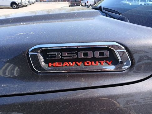 New 2026 RAM 3500 4x4 Crew Cab DRW image 8