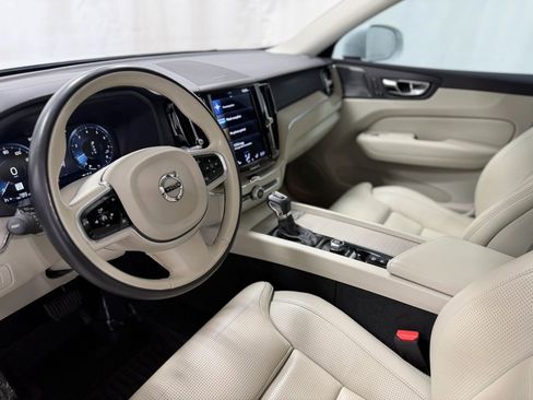 Used 2021 Volvo XC60 T5 Inscription w/ Protection Package FWD image 20
