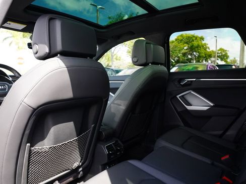 Used 2021 Audi Q3 2.0T Premium w/ Convenience Package image 17