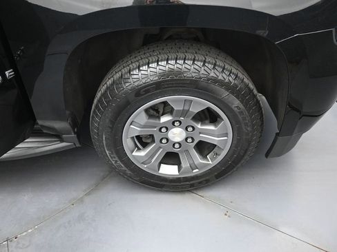 Used 2019 Chevrolet Tahoe LS w/ Skid Plate Package AWD/4WD image 28