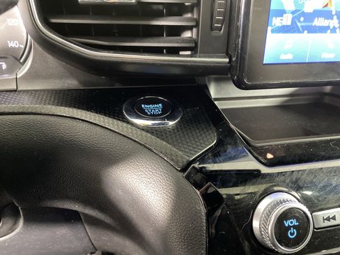 Used 2022 Ford Explorer ST-Line w/ Class IV Trailer Tow Package image 26