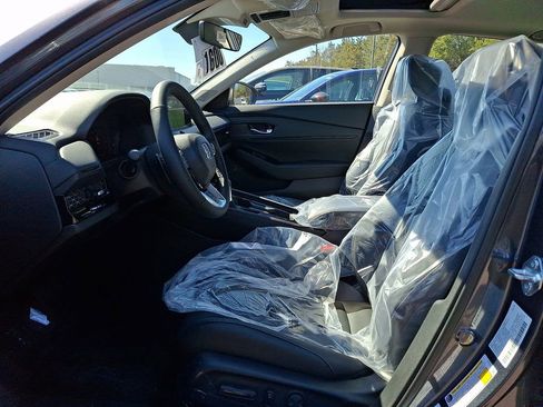 New 2026 Honda Accord Touring image 9