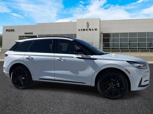 New 2026 Lincoln Corsair Premiere image 1