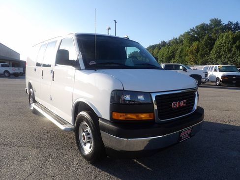 Used 2025 GMC Savana 2500 w/ Driver Convenience Package RWD image 11