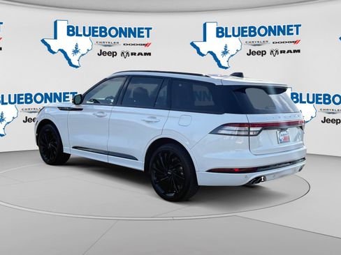 Used 2025 Lincoln Aviator Reserve w/ Equipment Group 201A AWD/4WD image 7