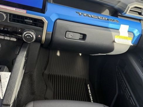 New 2025 Toyota Tacoma TRD Sport image 31