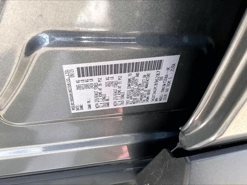 Used 2023 Nissan Rogue S FWD image 35