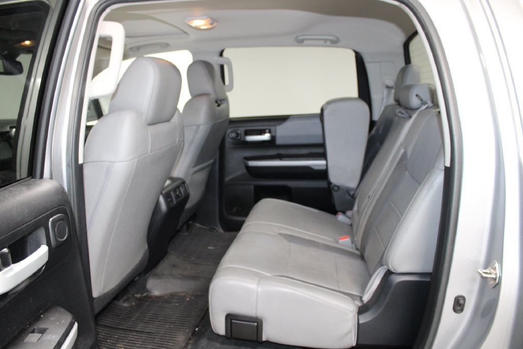 Used 2018 Toyota Tundra Limited w/ Limited Premium Package AWD/4WD image 19
