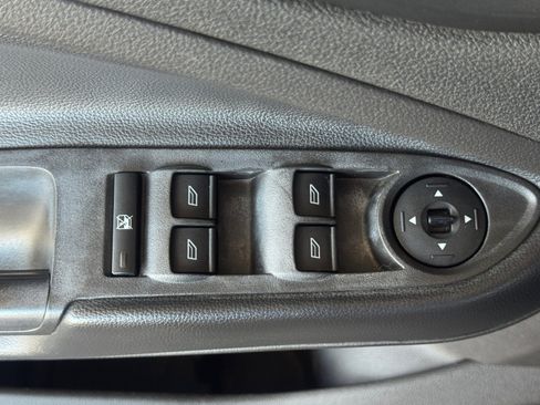 Used 2019 Ford Escape S FWD image 11