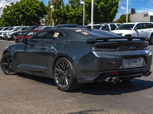 Used 2018 Chevrolet Camaro ZL1 RWD image 5