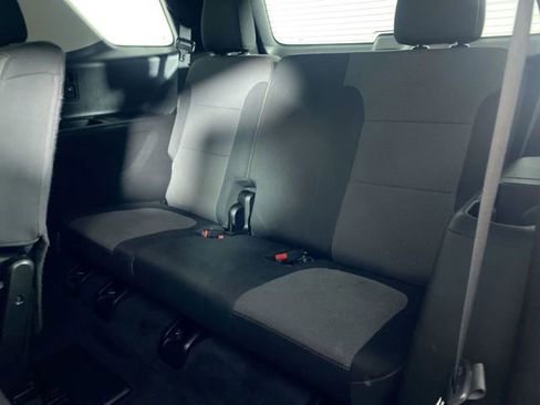 Used 2019 Chevrolet Traverse LT image 21