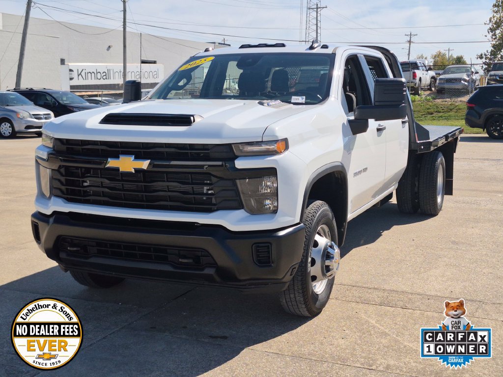 Used 2025 Chevrolet Silverado 3500 W/T AWD/4WD image 3