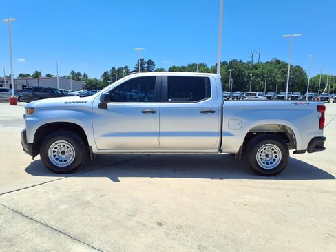 Used 2020 Chevrolet Silverado 1500 W/T w/ WT Value Package AWD/4WD image 8