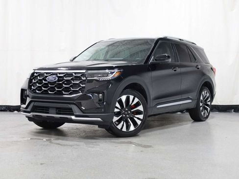 Used 2025 Ford Explorer Platinum w/ LUX Leather Package AWD/4WD image 1