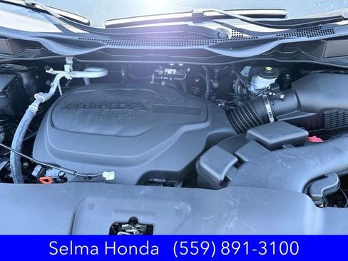 Certified 2024 Honda Odyssey Sport image 27