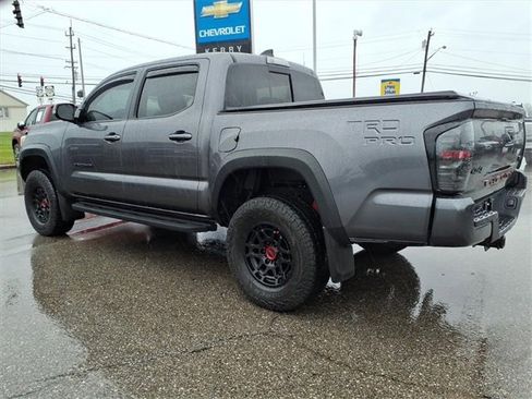 Used 2022 Toyota Tacoma TRD Pro image 3