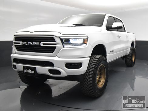 Used 2024 RAM 1500 Laramie AWD/4WD image 50