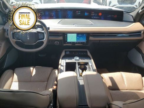 New 2025 Lincoln Navigator Black Label image 15