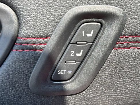 Certified 2026 Honda Pilot Black Edition image 15