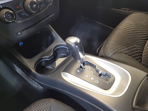Used 2020 Dodge Journey SE FWD image 26