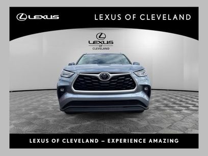 Used 2021 Toyota Highlander XLE