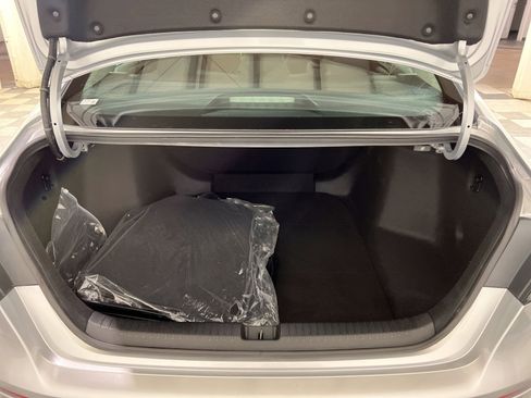 Used 2025 Honda Accord LX image 25