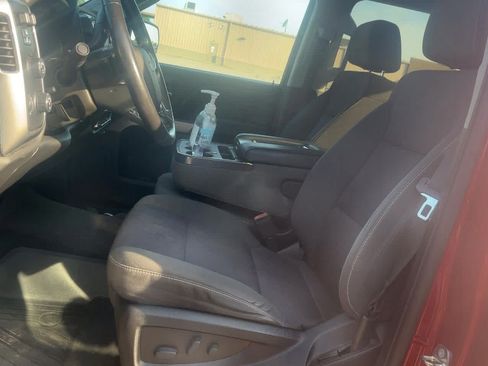 Used 2018 Chevrolet Silverado 1500 LT w/ All Star Edition AWD/4WD image 2