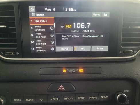 Used 2022 Kia Sportage LX FWD image 25