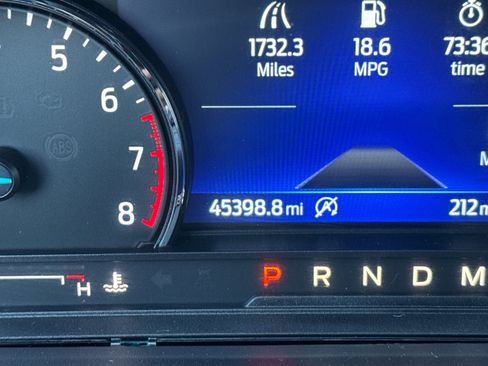 Used 2021 Ford Explorer XLT w/ Equipment Group 202A image 26