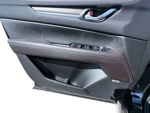 Used 2025 MAZDA CX-5 Signature image 10