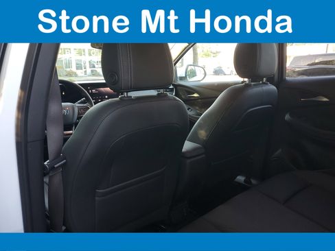 Used 2024 Buick Encore GX Sport Touring w/ Comfort Package FWD image 10