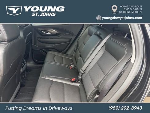 Used 2024 GMC Terrain SLT w/ LPO, Floor Liner Package AWD/4WD image 27