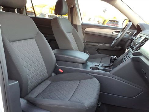 Used 2018 Volkswagen Atlas S image 6