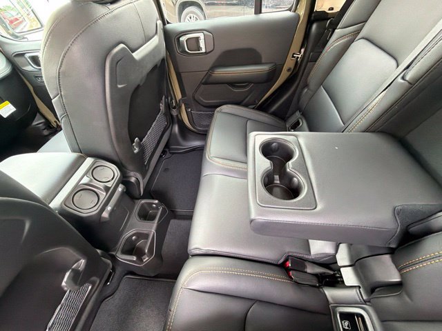 New 2026 Jeep Gladiator Sport AWD/4WD image 16