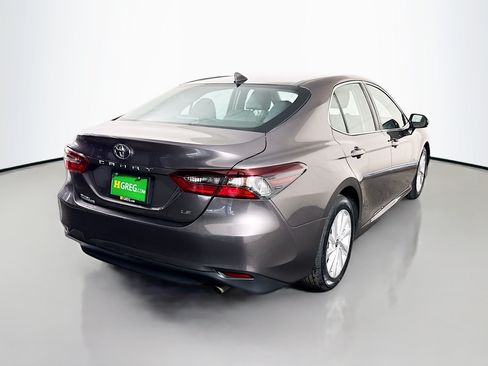 Used 2023 Toyota Camry LE FWD image 10