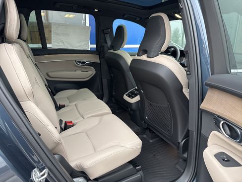 New 2026 Volvo XC90 B6 Plus w/ Protection Package Premier image 10