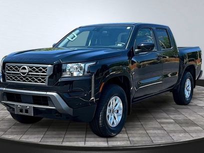 Used 2024 Nissan Frontier SV w/ Technology Package