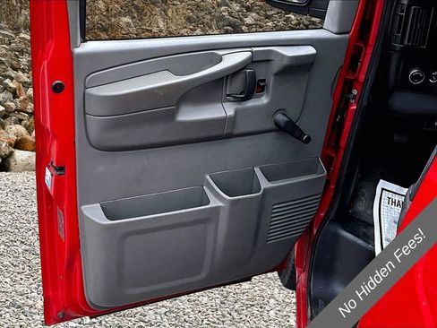 Used 2013 GMC Savana 1500 RWD image 19