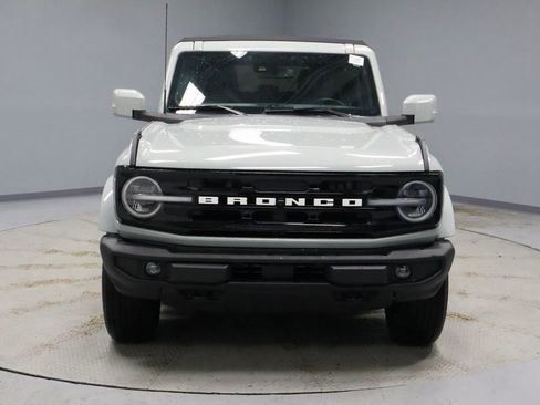 Used 2023 Ford Bronco Outer Banks image 8