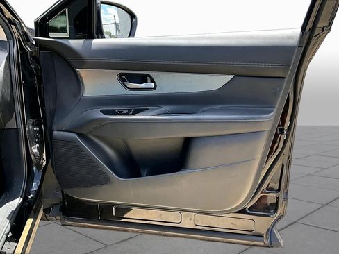 Certified 2025 Nissan Murano SL w/ Cargo Package AWD/4WD image 21