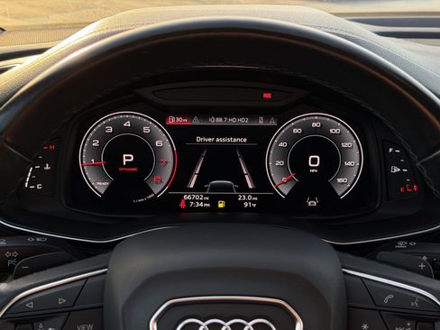 Used 2023 Audi Q7 3.0T Prestige w/ Prestige Package AWD/4WD image 31