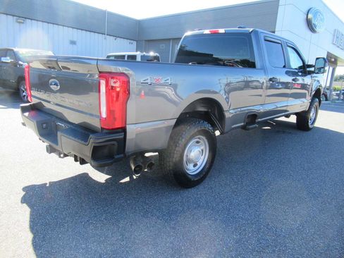 Used 2024 Ford F250 XL w/ XL Off-Road Package AWD/4WD image 5