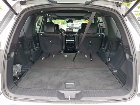 Used 2024 Honda Pilot TrailSport image 29